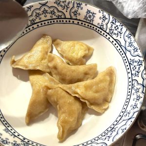 Kartoffel-Warenyky mit gebratenen Zwiebeln